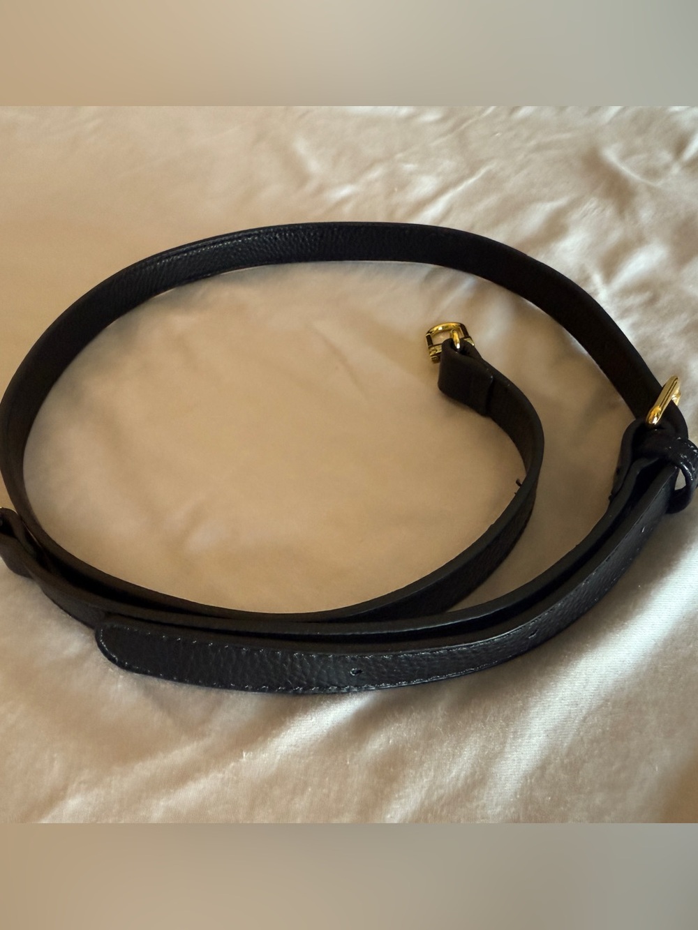 Louis Vuitton Black Leather Shoulder Strap with Gold Hardware New Adjustable